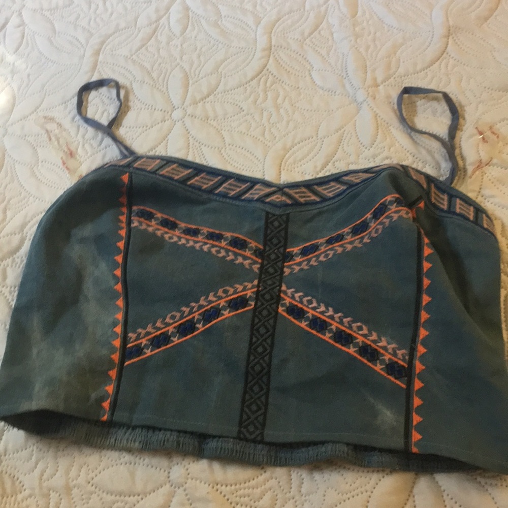 Cropped top